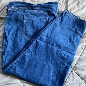 Skinny pull-on jeans